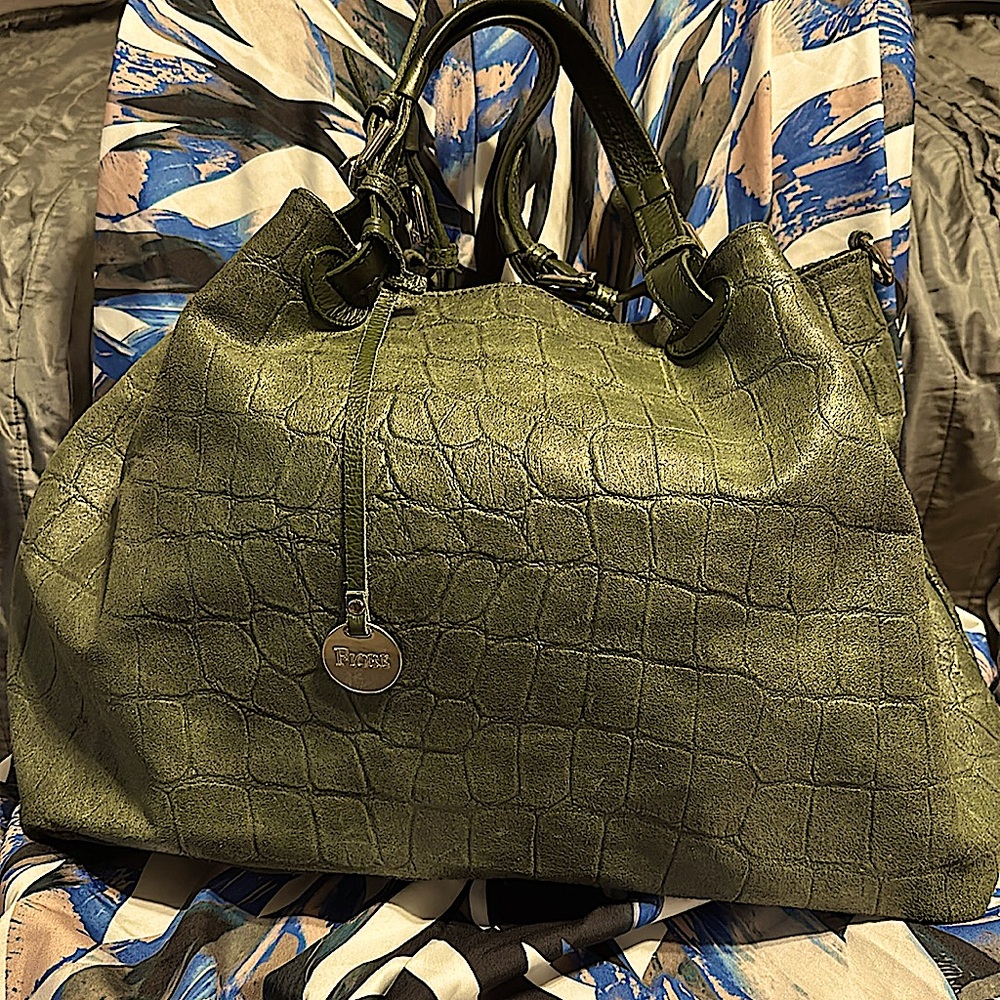 FIORE ITALIAN CROC EMBOSSED LEATHER PURSE